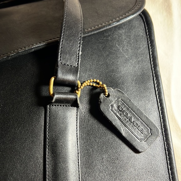 Vintage Coach Black Envelope Portfolio Briefcase Tote Bag With Brass Hardware - Picture 6 of 12